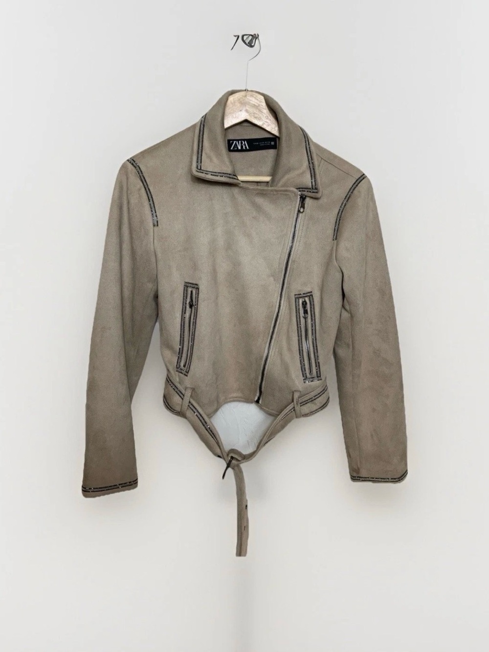 Zara Belted Faux Suede Biker Moto Jacket XS Taupe Tan Beaded Seam Trim Womens